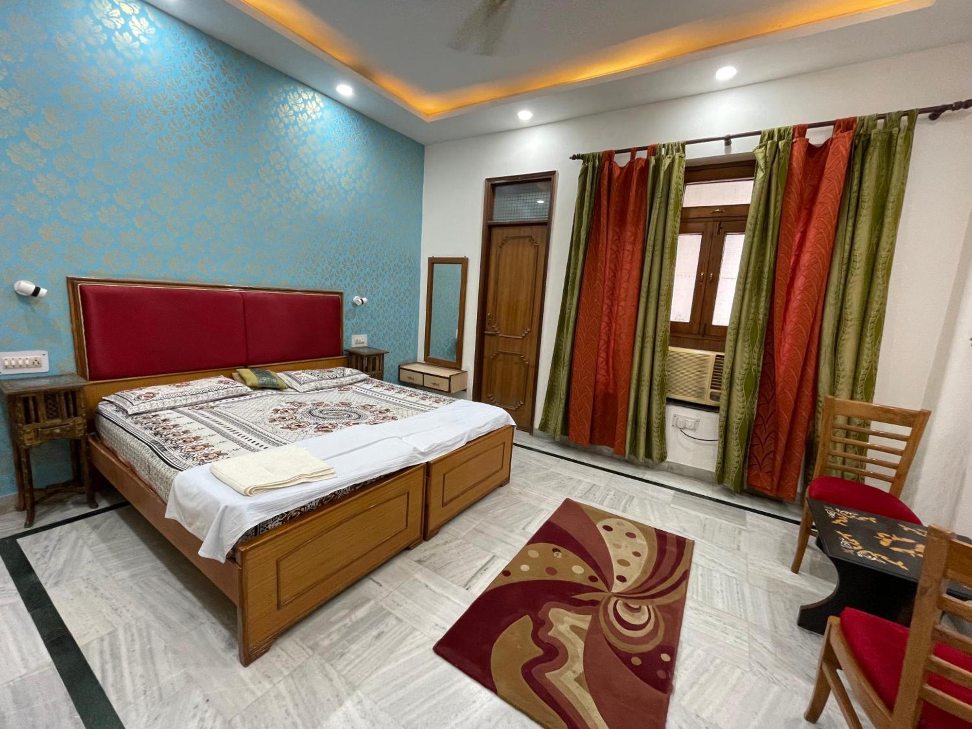 N Homestay Agra Tajganj Bagian luar foto